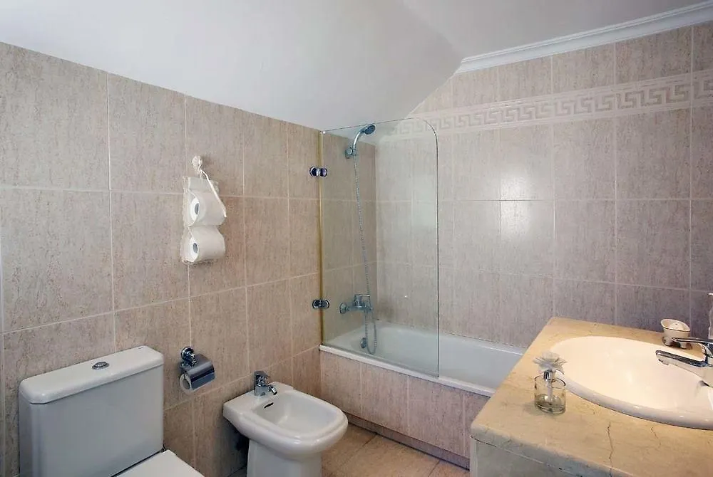 Apartamentos Las Terrazas Marbella 0*,  Spain